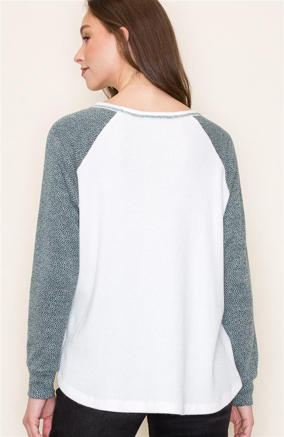 Long Sleeve Round Neck Exposed Stitch Color Block Ivory/Heather Green