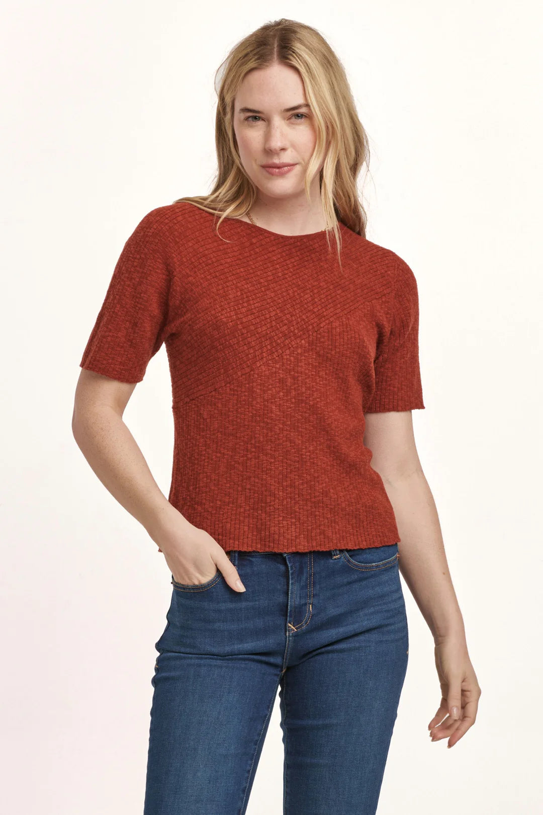 Giana Crew Neck Short Sleeve Sweater Intense Rust