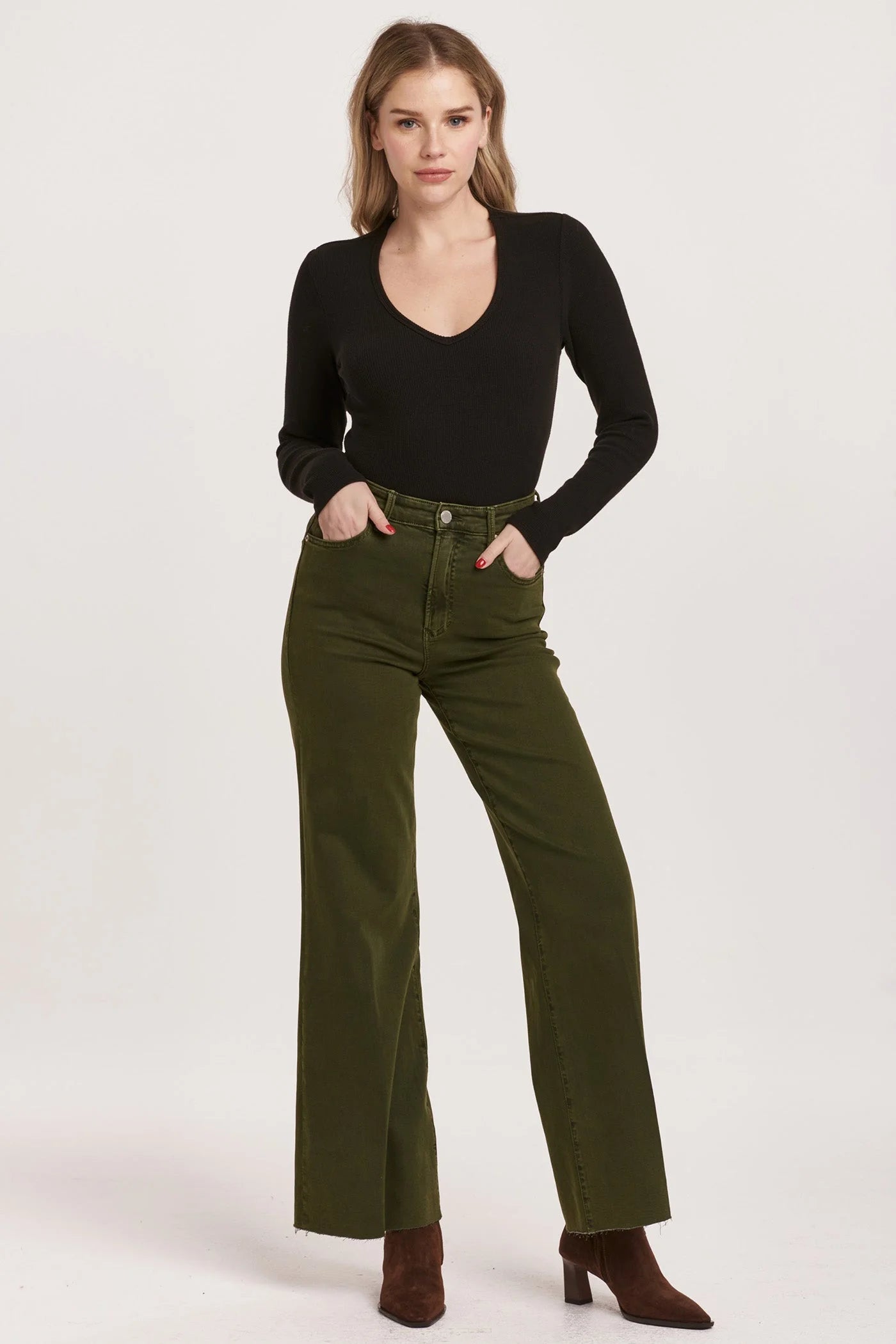 Fiona High Rise Wide Leg Jeans Pine