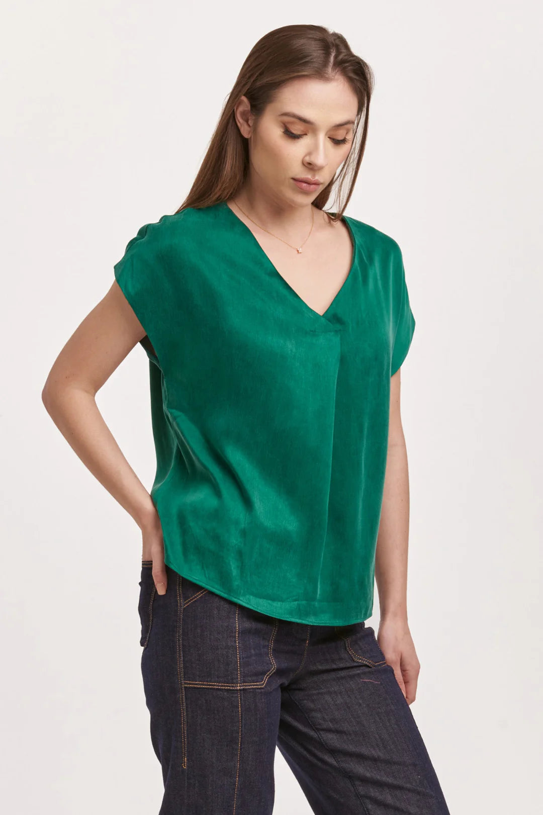 Kristen V-Neck Short Sleeve Top Deep Emerald