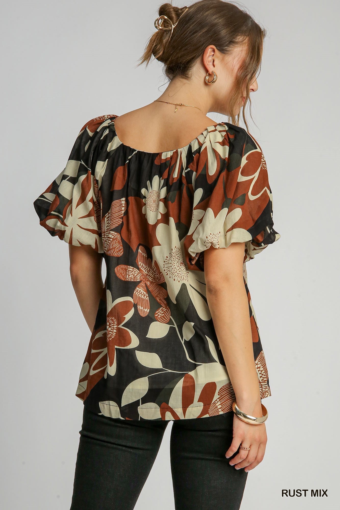 Puff Sleeve Abstract Print Round Neck Top