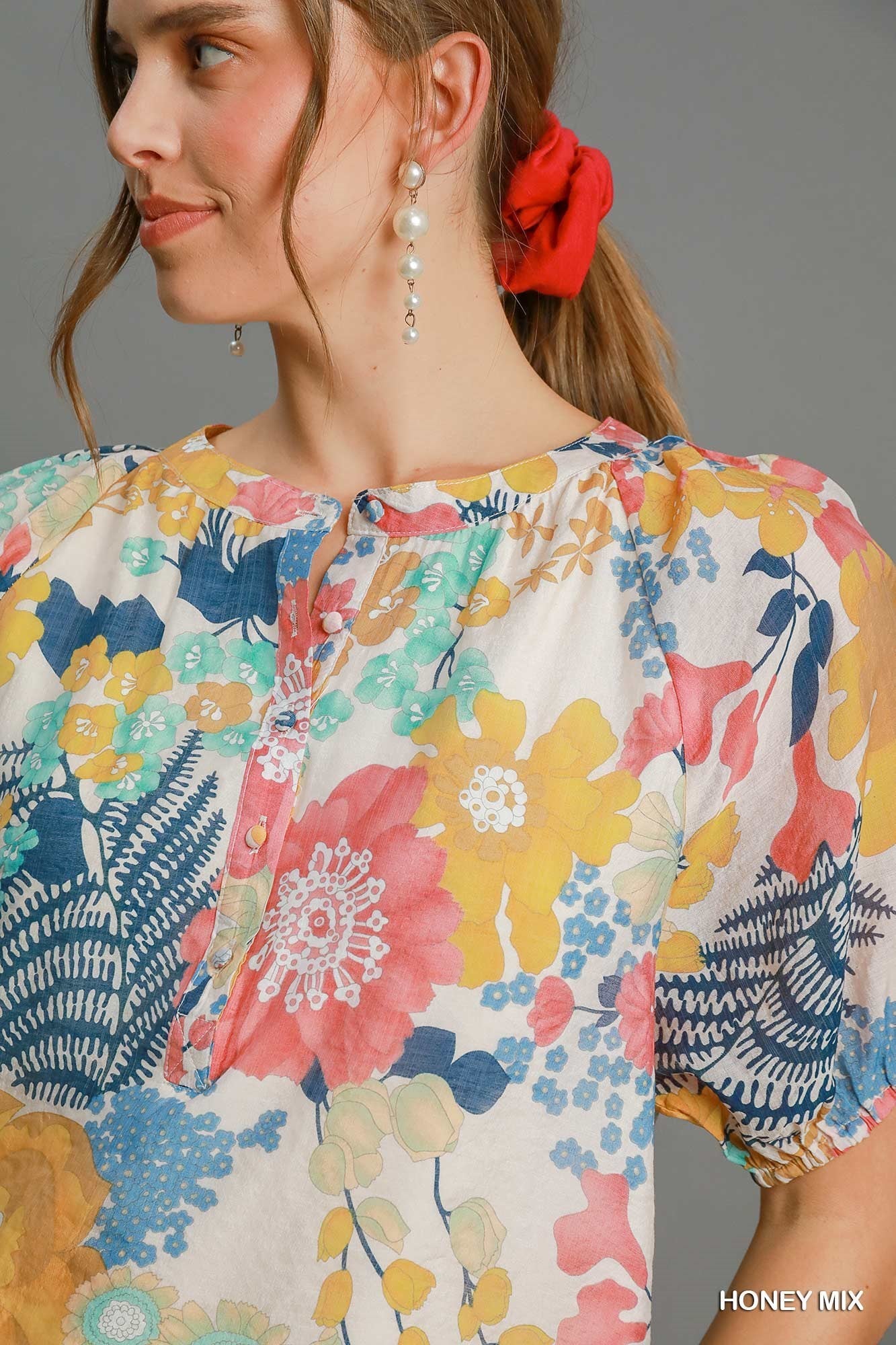 Puff Sleeve Floral Print w/Button Detail