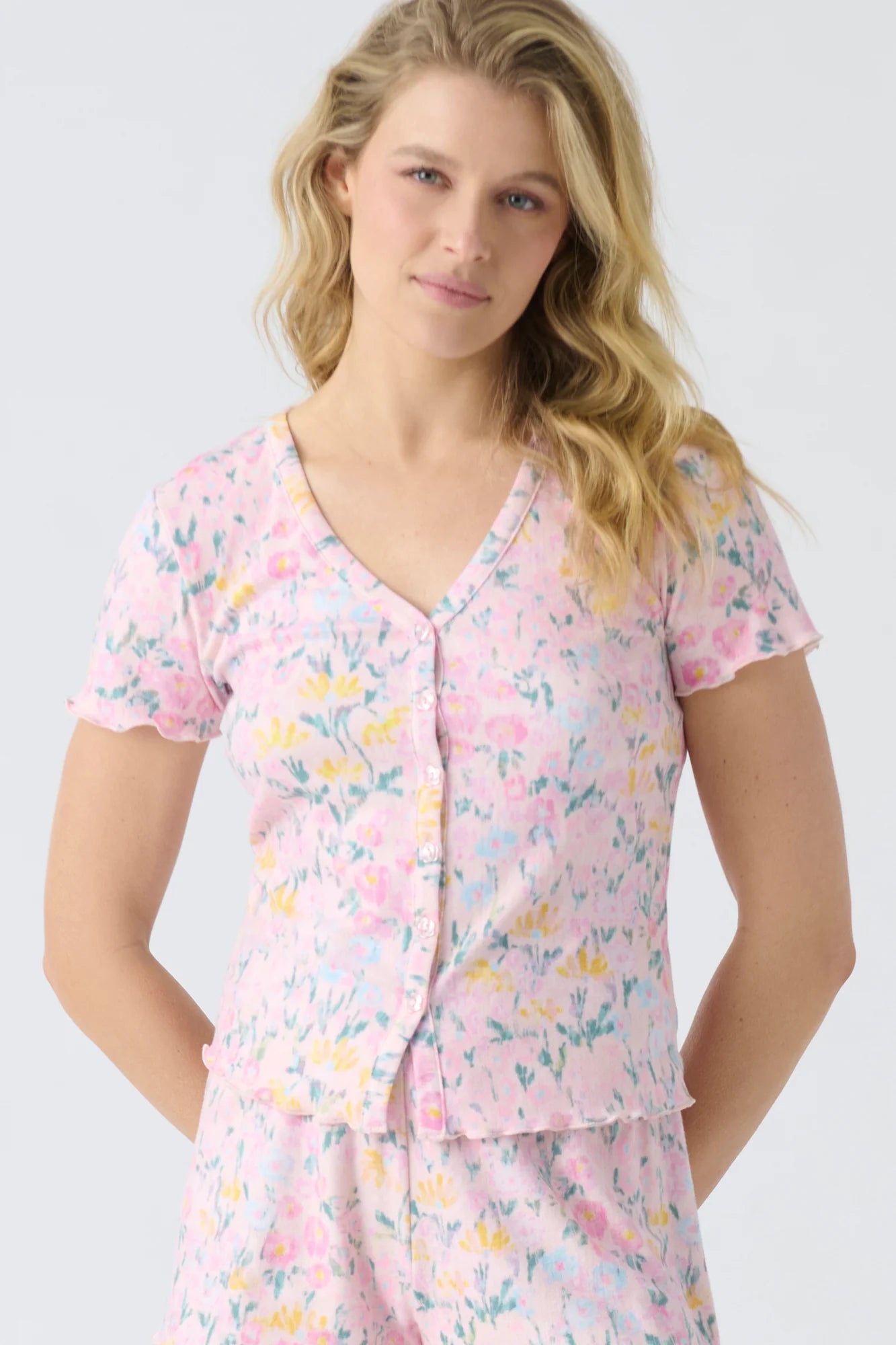 Sale Floral Fields Short Sleeve Top