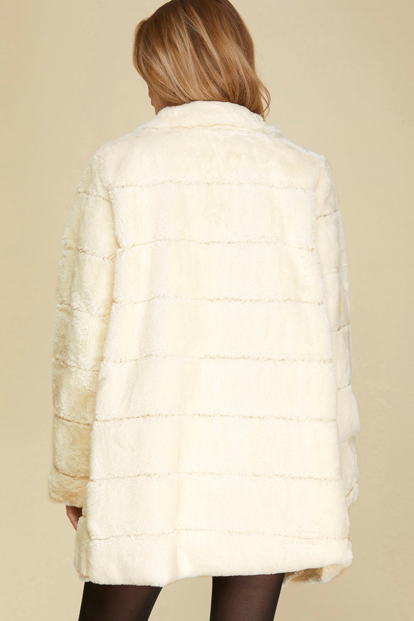 Long Sleeve Faux Fur Open Jacket w/Pockets