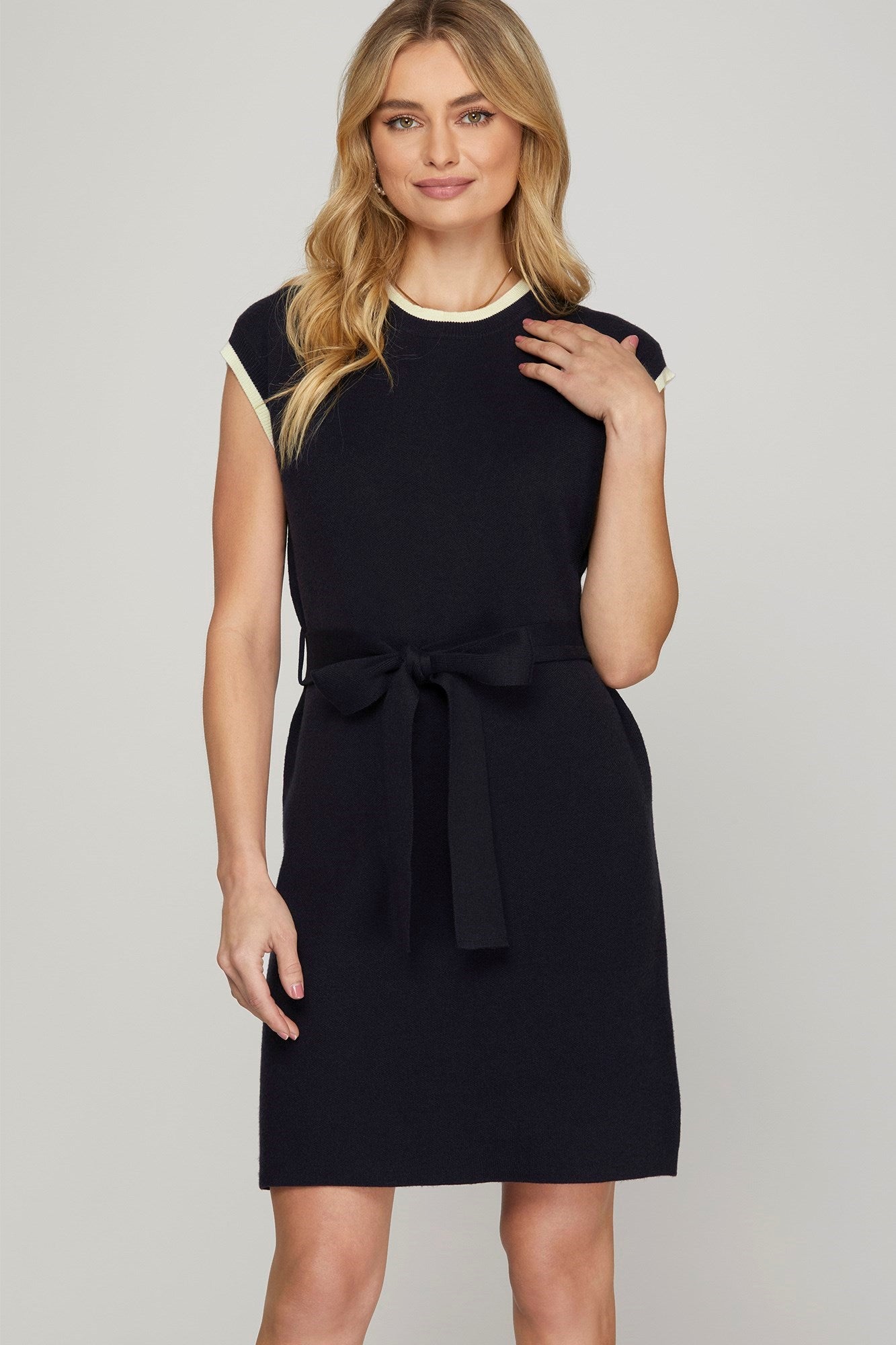 Sleeveless Sweater Dress w/Waist Tie