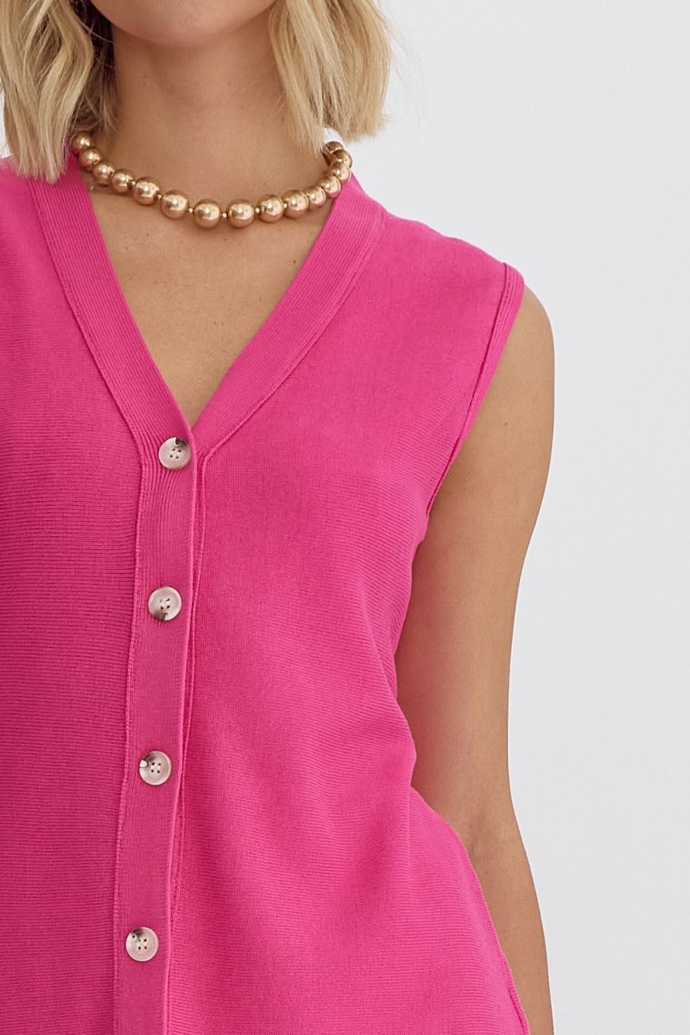 Final Sale V-Neck Sleeveless Button Down Top