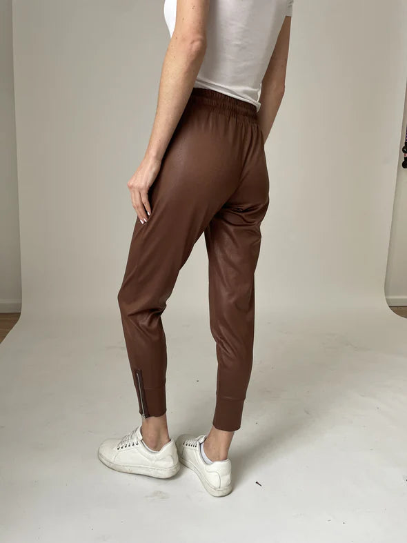 Headliner Coated Zip Jogger Cinnamon