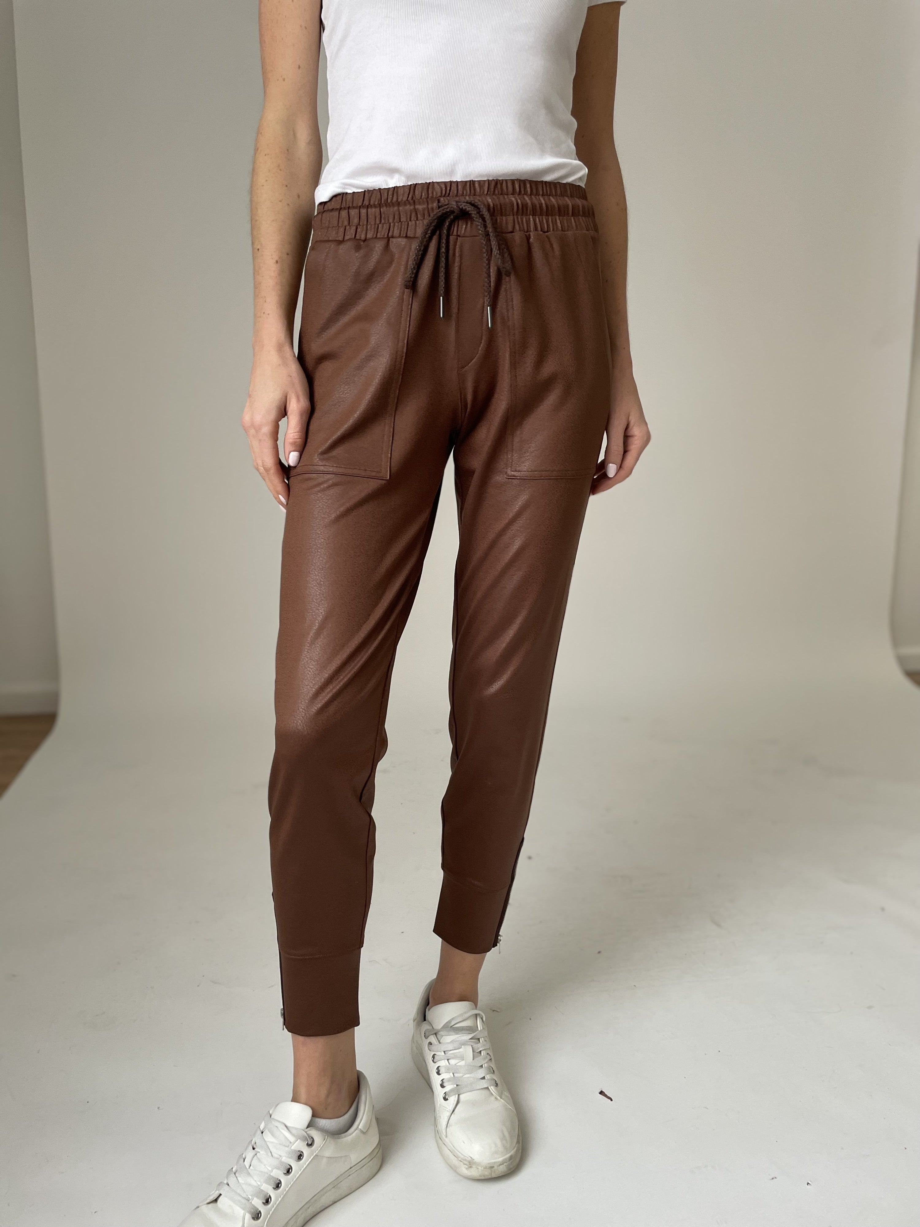 Headliner Coated Zip Jogger Cinnamon