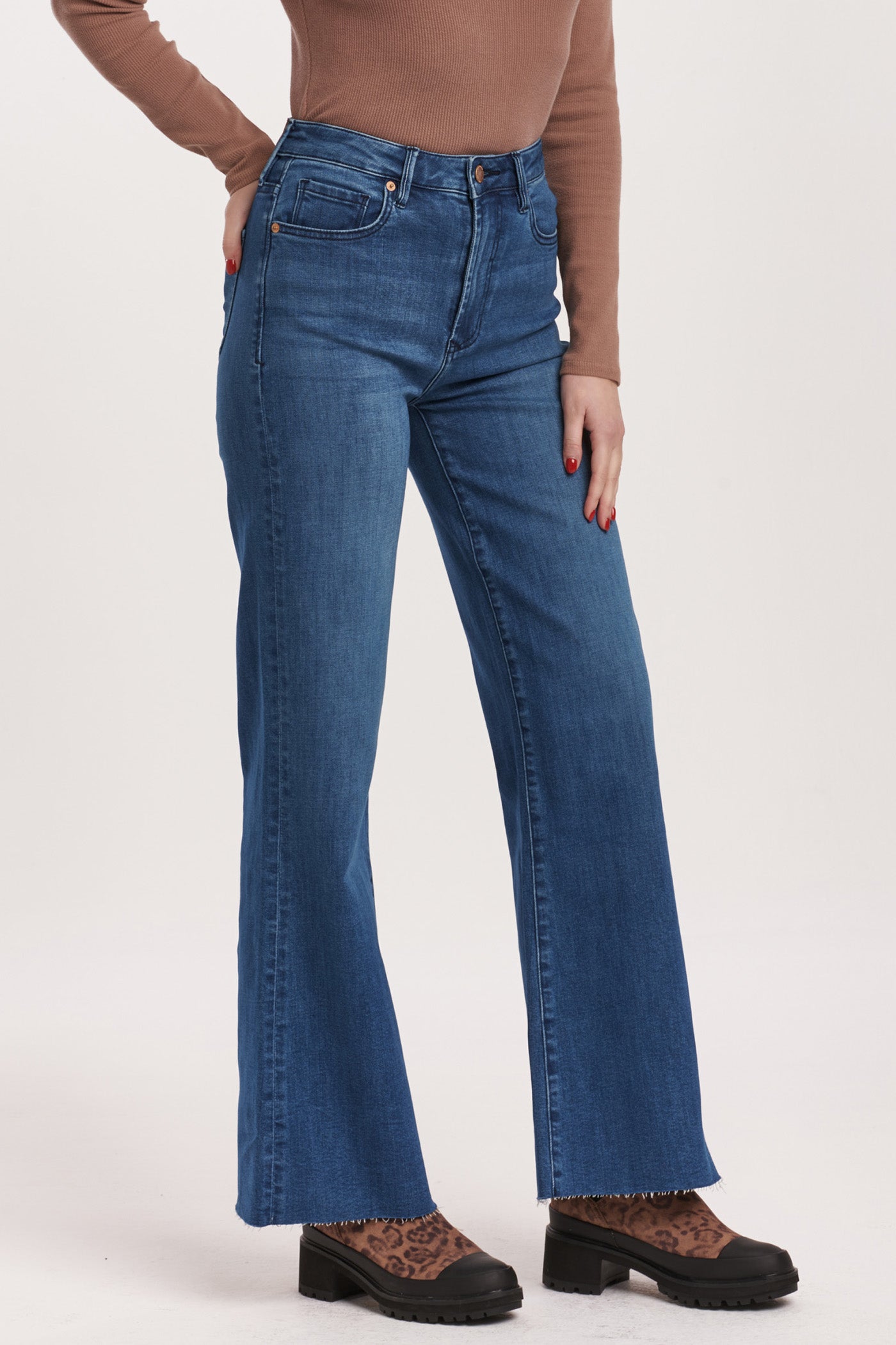 Fiona High Rise Wide Leg Jeans Violet Blue